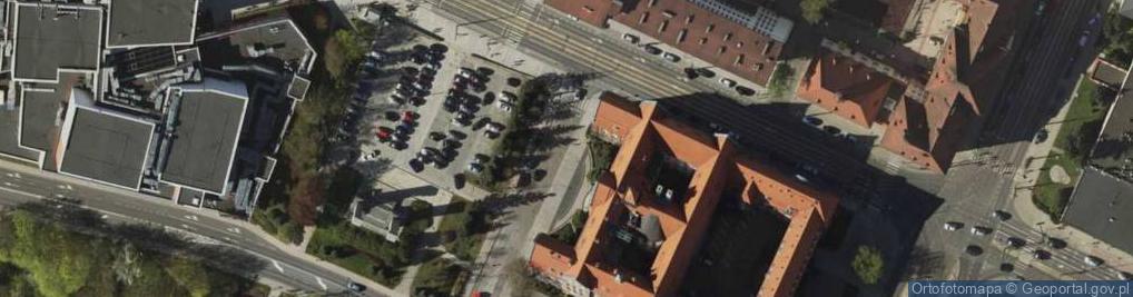 Zdjęcie satelitarne Stawka większa niż życie