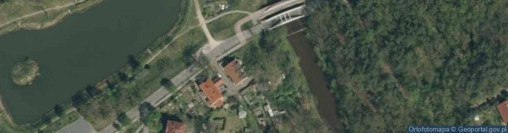 Zdjęcie satelitarne GOKSiR Basen Letni