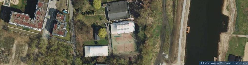 Zdjęcie satelitarne Korty Tenisowe KW04