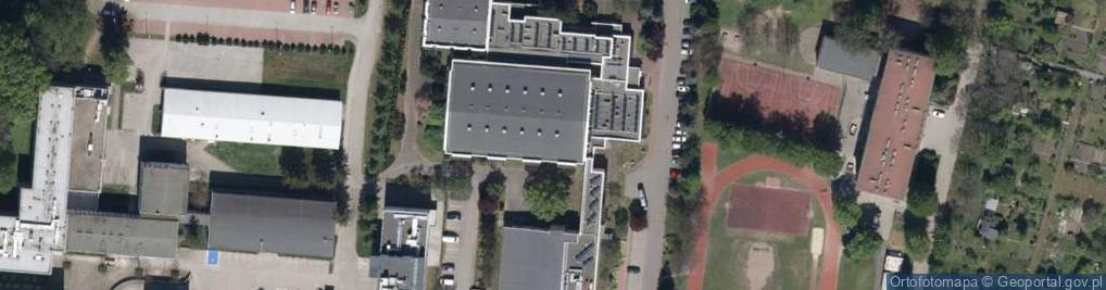 Zdjęcie satelitarne Ośrodek Sportowy Uniwersytetu Przyrodniczego Kryta Pływalnia