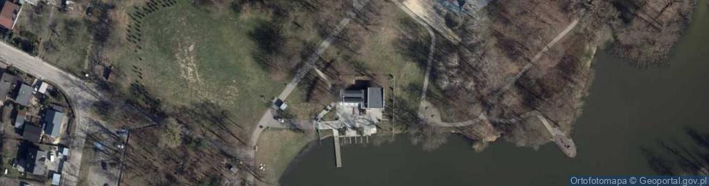 Zdjęcie satelitarne Park Linowy Młynek