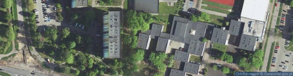 Zdjęcie satelitarne Pływalnia Kryta przy ul. Bohaterów Monte Cassino 46A