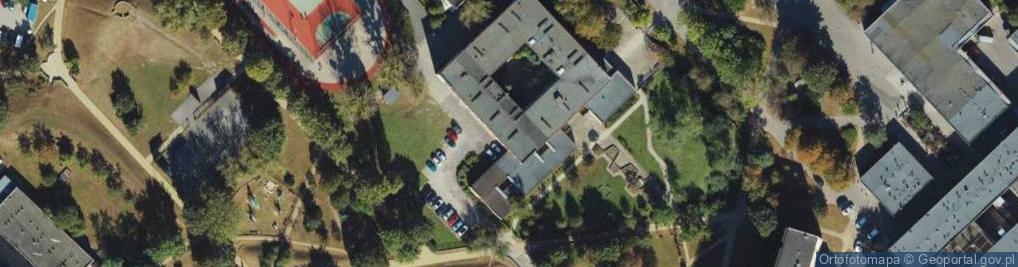 Zdjęcie satelitarne Szkoła Pływania 'Żabka' - Basen XV LO