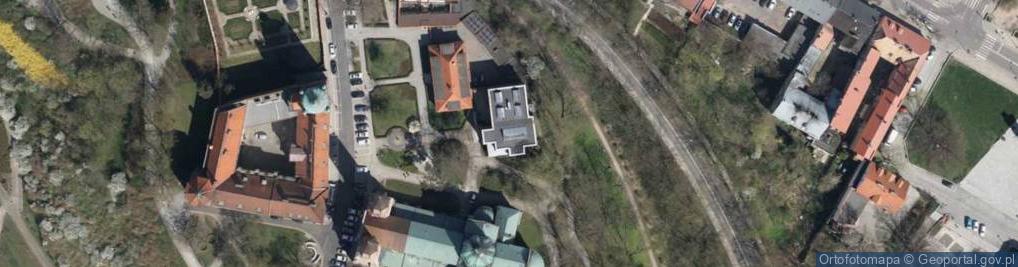 Zdjęcie satelitarne Diecezjalne im. bł. abpa Antoniego Juliana Nowowiejskiego