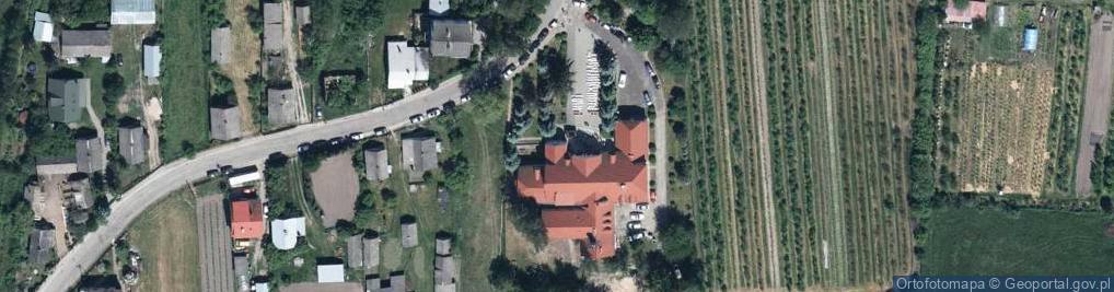 Zdjęcie satelitarne Muzeum Czynu Bojowego Kleeberczyków