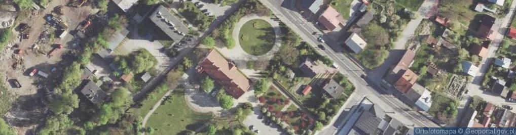 Zdjęcie satelitarne Muzeum Regionalne w Stalowej Woli