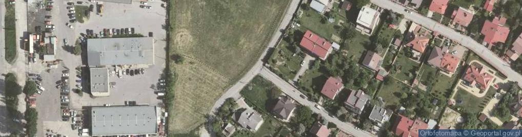 Zdjęcie satelitarne Wąska droga