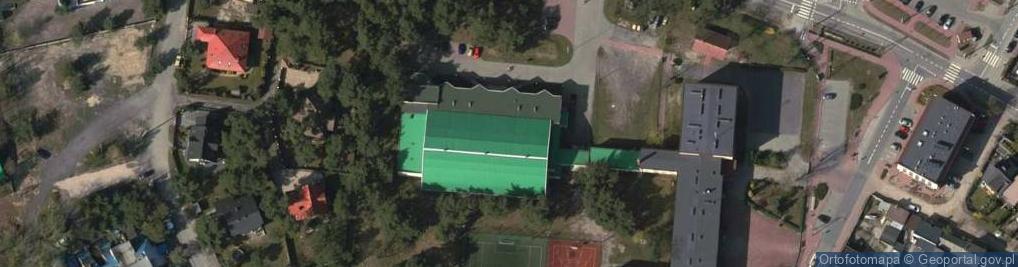 Zdjęcie satelitarne Miejski Ośrodek Sportu i Rekreacji w Karczewie