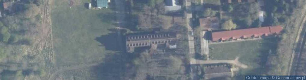 Zdjęcie satelitarne Ośrodek Jeździecki - Pałac Trzęsacz