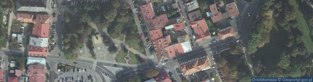 Zdjęcie satelitarne paparazzi