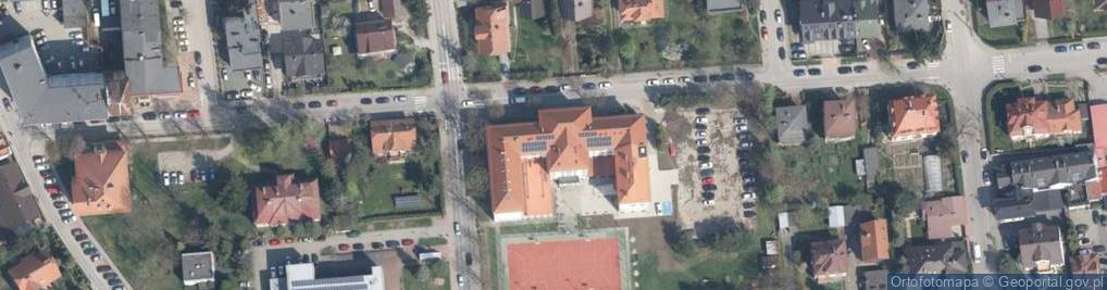 Zdjęcie satelitarne L-Perfekt Adam Krukowski. Kurs prawa jazdy Myślenice. Szkoła ja