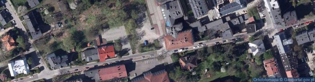 Zdjęcie satelitarne Paczkomat InPost BBI70M