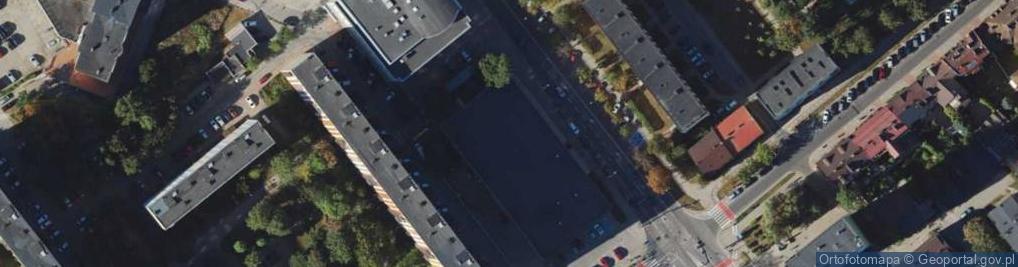 Zdjęcie satelitarne Paczkomat InPost BIA04M