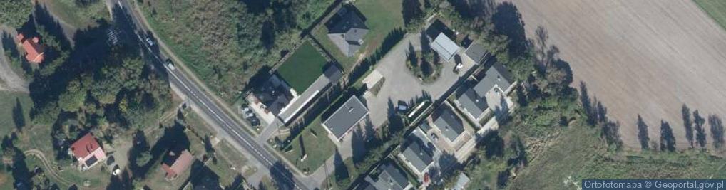 Zdjęcie satelitarne Paczkomat InPost BJK02M