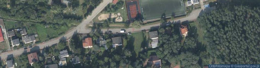 Zdjęcie satelitarne Paczkomat InPost BOU01M