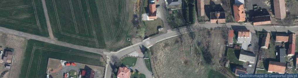 Zdjęcie satelitarne Paczkomat InPost BTZ01M