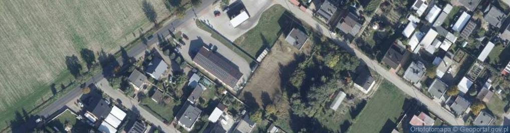 Zdjęcie satelitarne Paczkomat InPost BXC02M