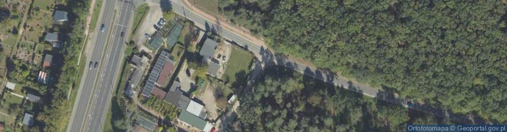 Zdjęcie satelitarne Paczkomat InPost BYD86M