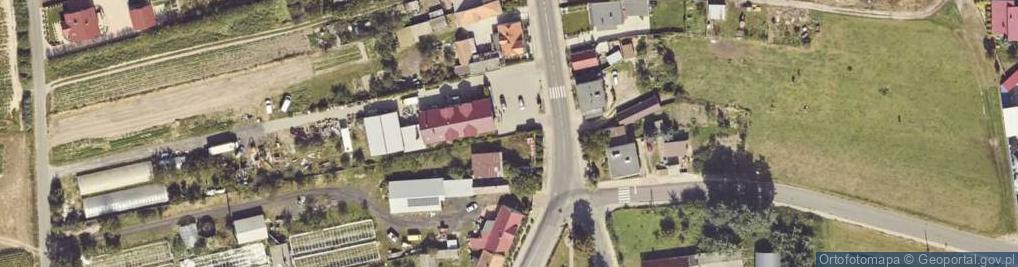 Zdjęcie satelitarne Paczkomat InPost CEM01BAPP