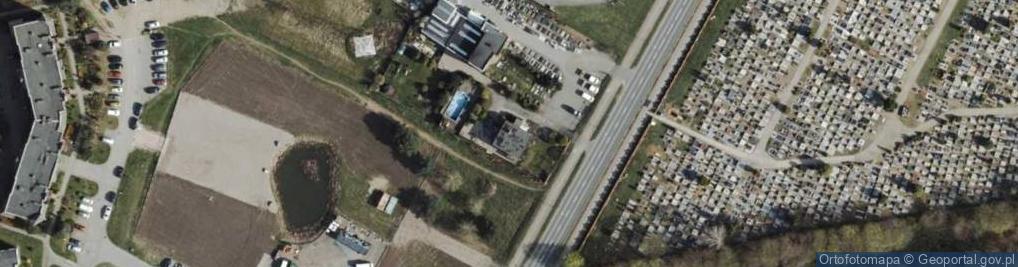 Zdjęcie satelitarne Paczkomat InPost CHC02M