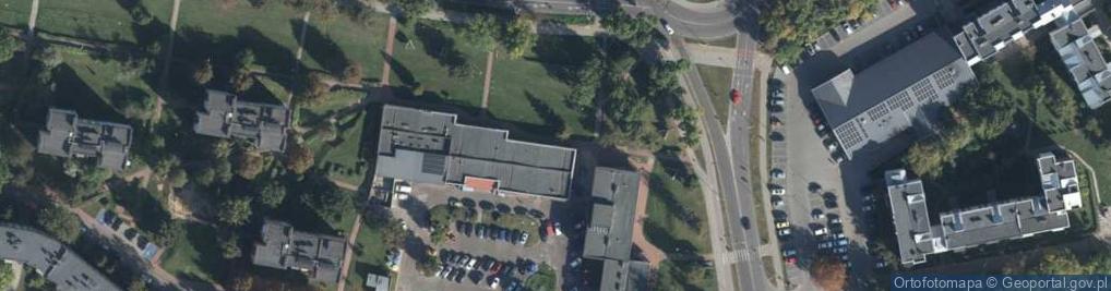 Zdjęcie satelitarne Paczkomat InPost CHE01W