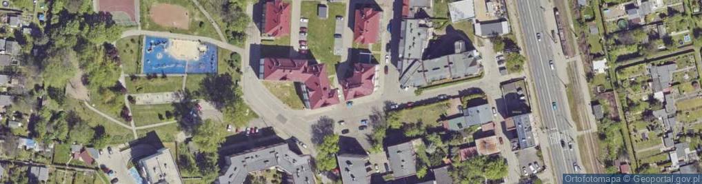 Zdjęcie satelitarne Paczkomat InPost CHO32M