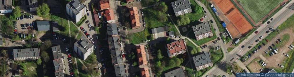 Zdjęcie satelitarne Paczkomat InPost CHO33M