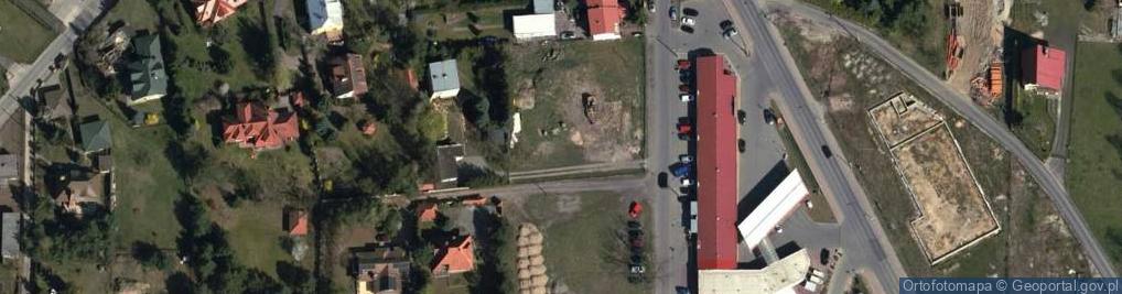 Zdjęcie satelitarne Paczkomat InPost CHT01N