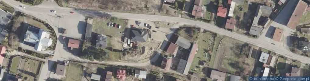 Zdjęcie satelitarne Paczkomat InPost CHU01F