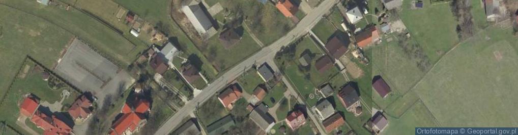 Zdjęcie satelitarne Paczkomat InPost CIKQ01M