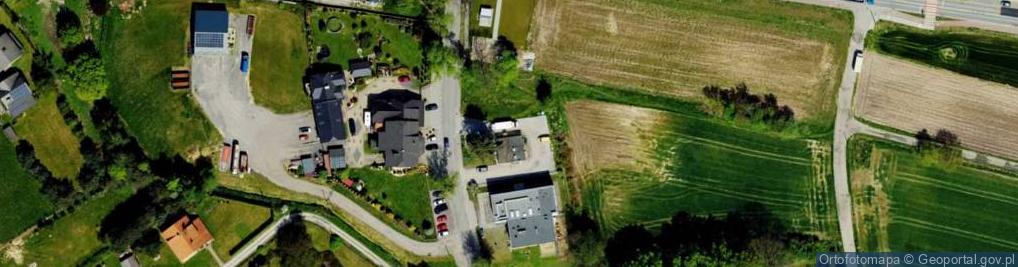 Zdjęcie satelitarne Paczkomat InPost CKC01M