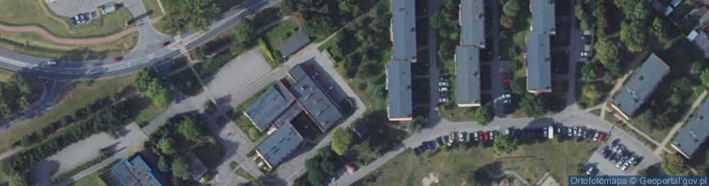 Zdjęcie satelitarne Paczkomat InPost CLU06M