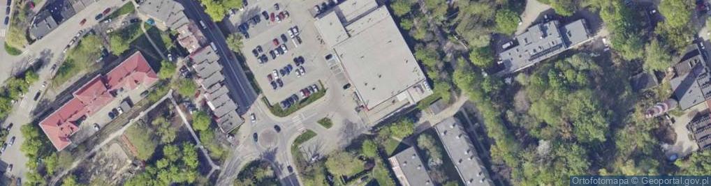 Zdjęcie satelitarne Paczkomat InPost CSZ02A