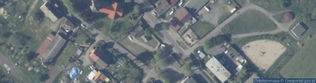 Zdjęcie satelitarne Paczkomat InPost CYH01N