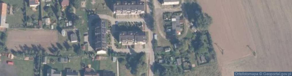 Zdjęcie satelitarne Paczkomat InPost CYM01M