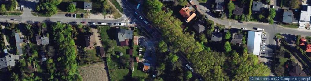 Zdjęcie satelitarne Paczkomat InPost CZE08N