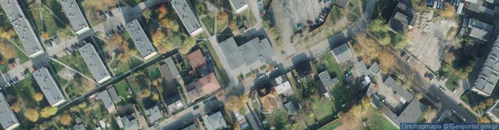 Zdjęcie satelitarne Paczkomat InPost CZE16A