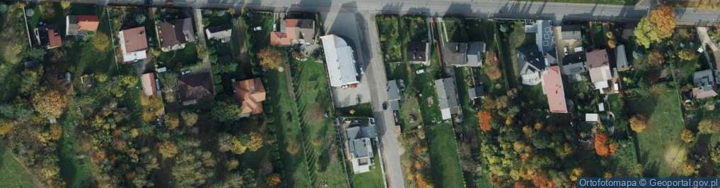Zdjęcie satelitarne Paczkomat InPost CZE17A
