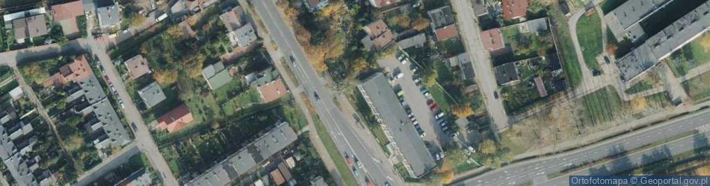 Zdjęcie satelitarne Paczkomat InPost CZE44M