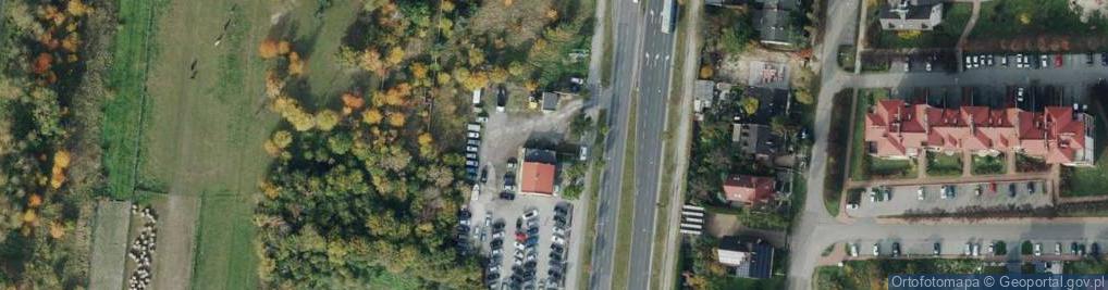 Zdjęcie satelitarne Paczkomat InPost CZE70M