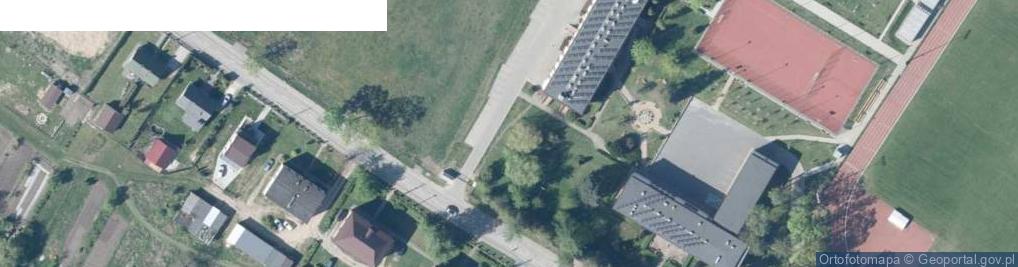 Zdjęcie satelitarne Paczkomat InPost CZTE01BAPP