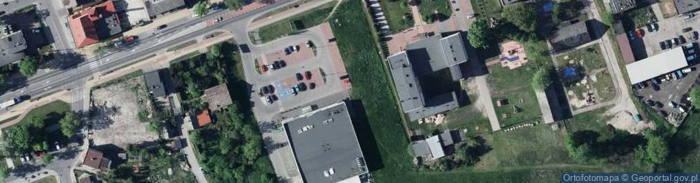 Zdjęcie satelitarne Paczkomat InPost DBE01A