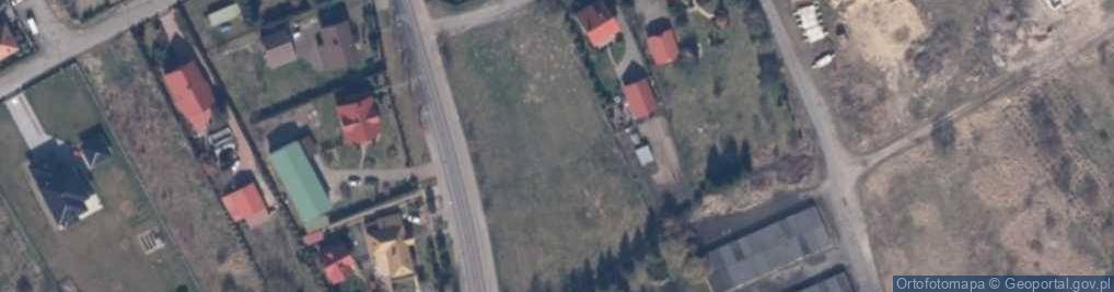 Zdjęcie satelitarne Paczkomat InPost DEN06M