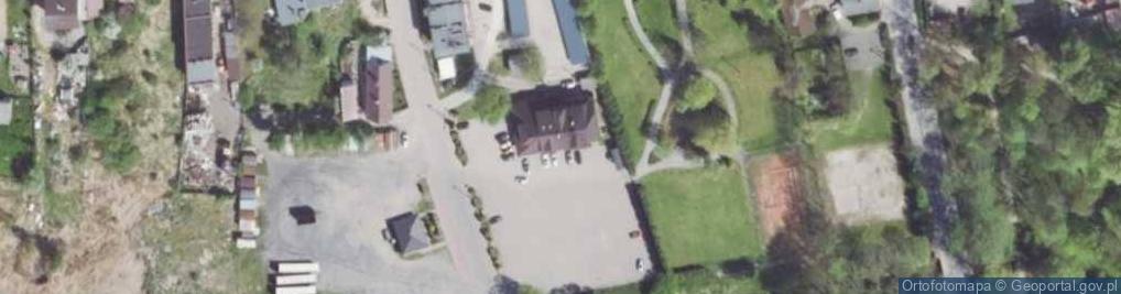 Zdjęcie satelitarne Paczkomat InPost DOO03M