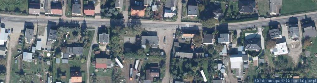 Zdjęcie satelitarne Paczkomat InPost DYMN01M