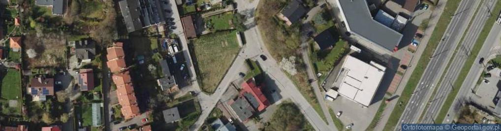Zdjęcie satelitarne Paczkomat InPost GDY121M