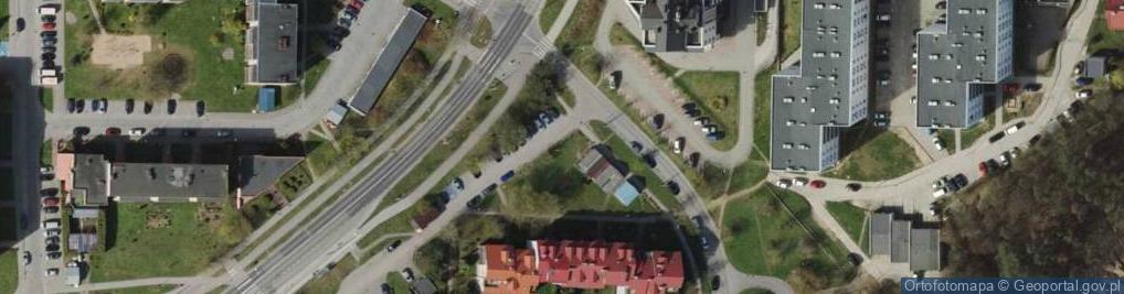Zdjęcie satelitarne Paczkomat InPost GDY83M