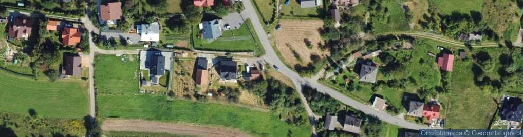 Zdjęcie satelitarne Paczkomat InPost GKX01M