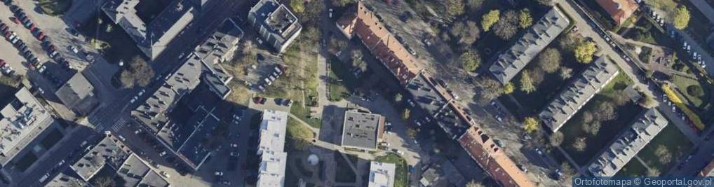 Zdjęcie satelitarne Paczkomat InPost GLI63M