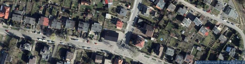 Zdjęcie satelitarne Paczkomat InPost GWI32M